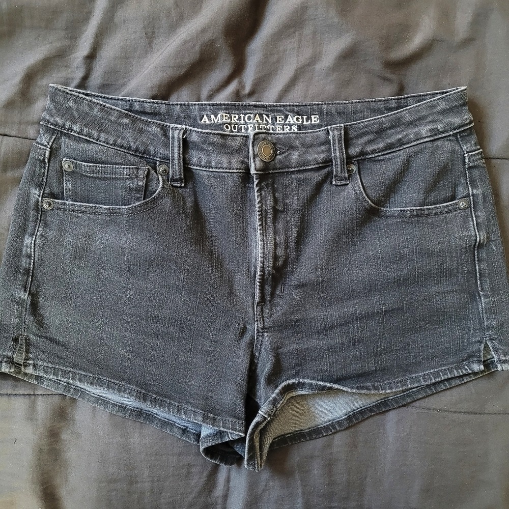 American Eagle Hi Rise Shorts